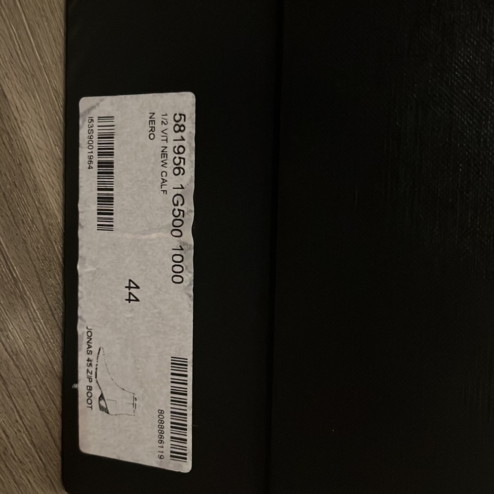 Saint Laurent (YSL) Chelsea Boots (Black) - Picture 2 of 9